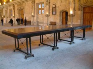 Table de marbre. Salle des procureurs du palais de Justice, lieu où souffle le génie de Corneille