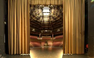 * Cirque Elbeuf - La scène