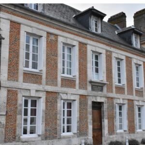 Maison natale d'Hector Malot au bord de la Seine
